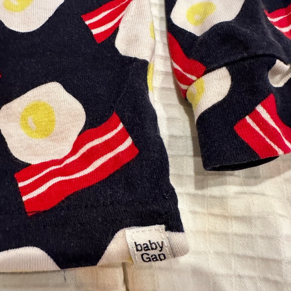 baby GAP toddler PJs, size 5T - Picture 7 of 7